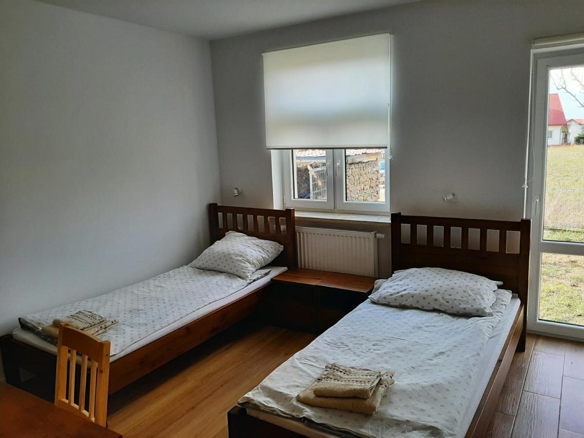 Dom Piotra Apartment โกเนียดซ์ ภายนอก รูปภาพ